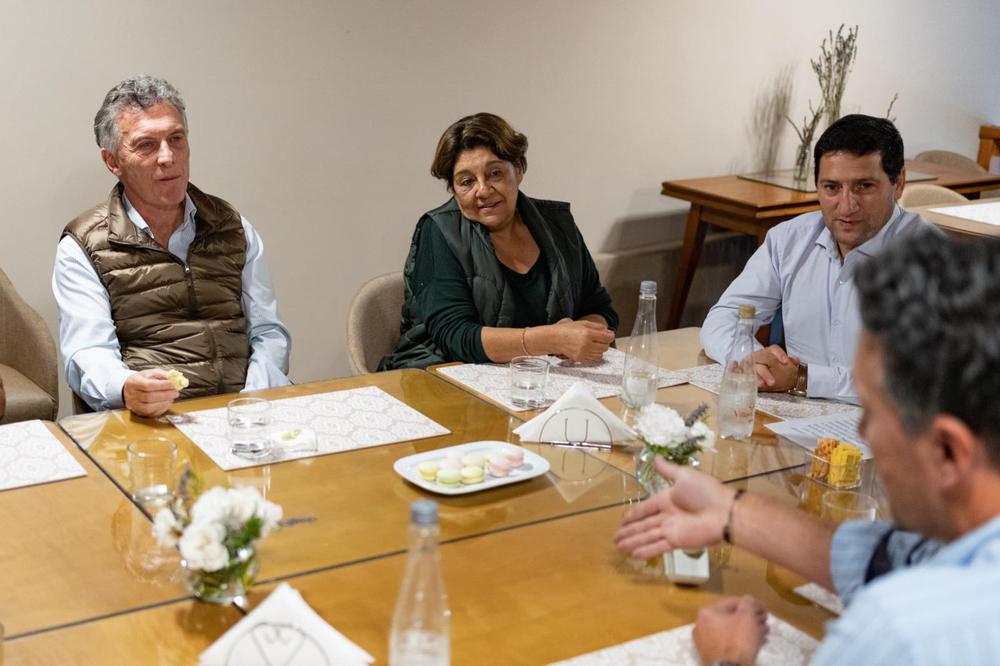 WhatsApp Image 2023-04-06 at 13.16.17 (2)