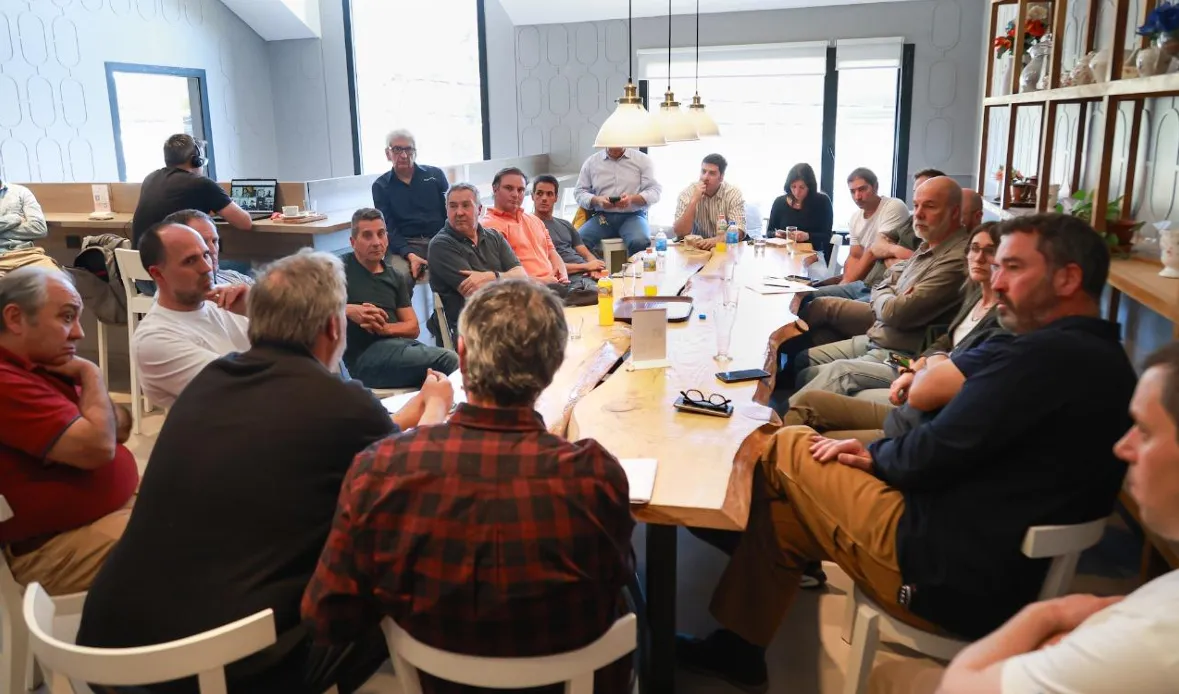 Captura de pantalla 2025-10-29 231619