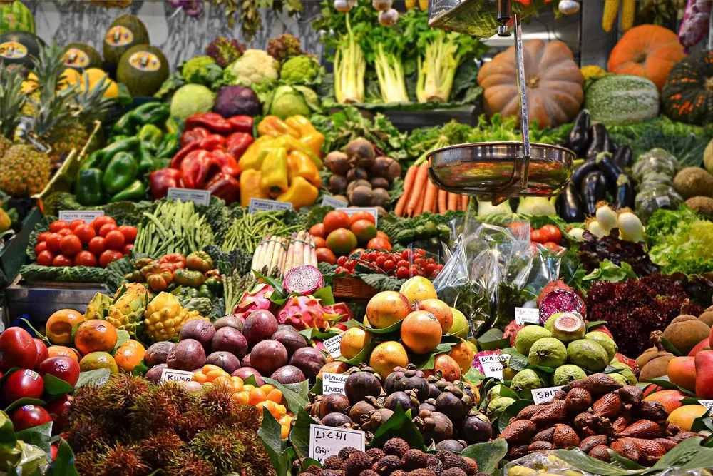 5-mercados-agricultores-imprescindibles-en-Nueva-York-frutas-verduras-en-mercado-agricultores