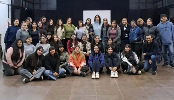 d5847e6c-53d6-4e0d-a3d4-8fce33203999