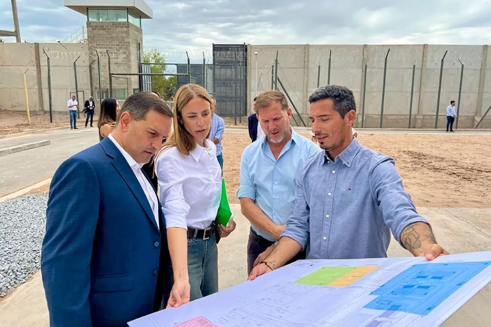 md - 2025-12-22T123045.734