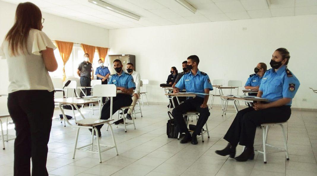 capacitacion policia