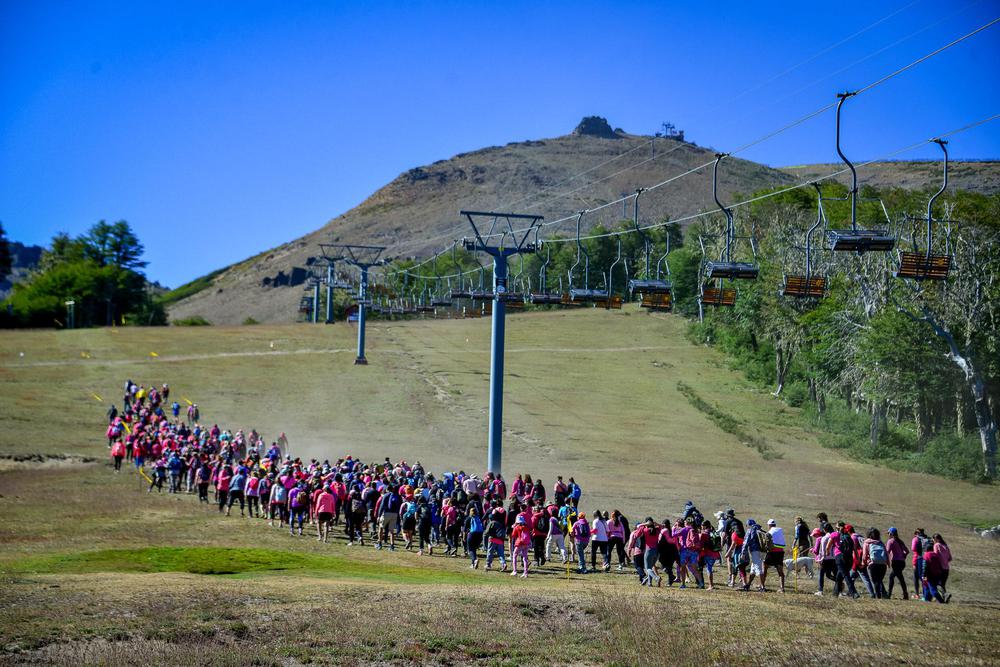chapelco largada en Plataforma 160 al fondo el Cerro Teta 20230218-DAC_1640