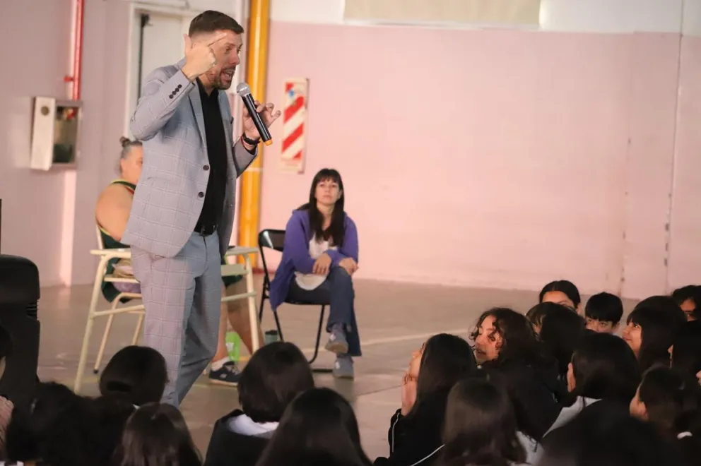 md - 2025-12-02T112956.245