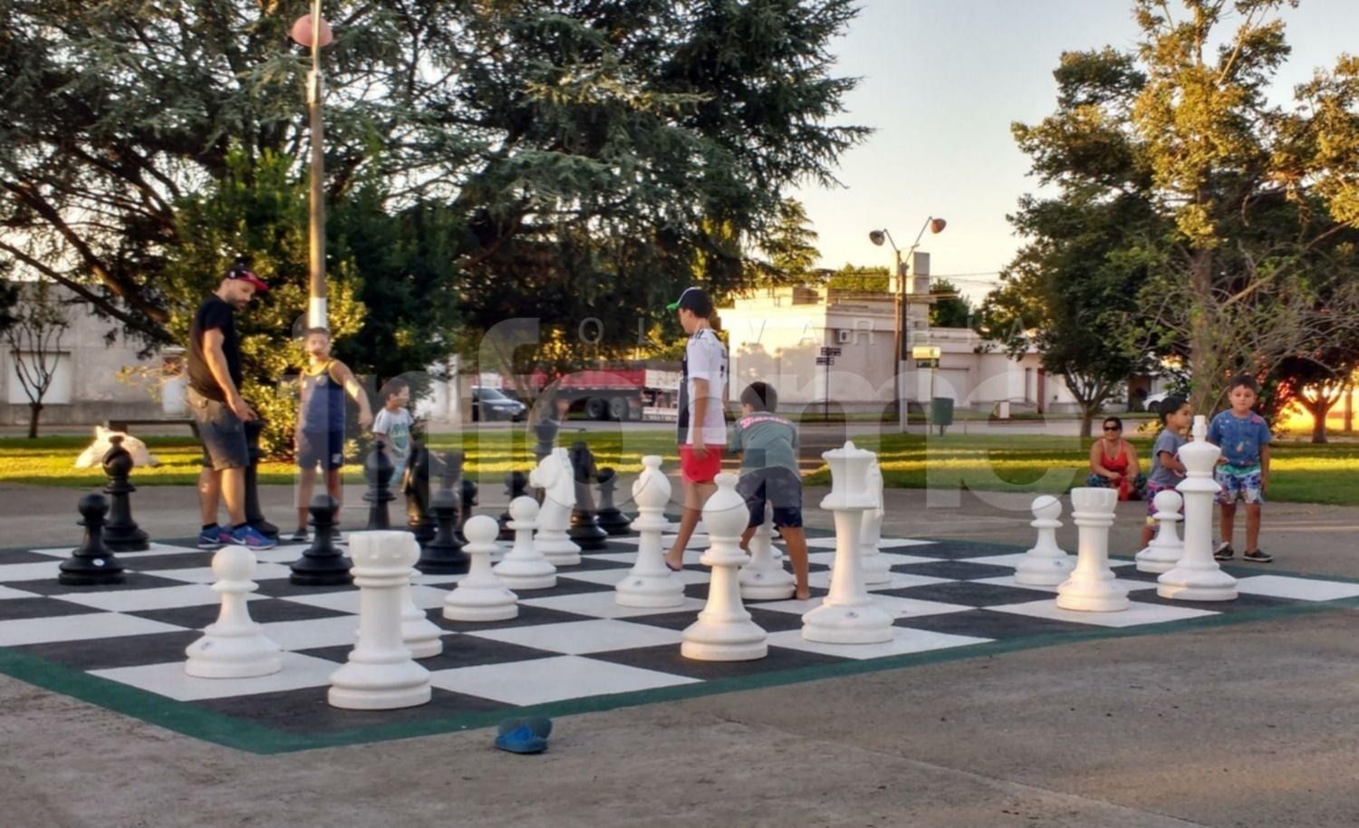 Concurso público para realizar ajedrez gigante en el marco de la obra ...
