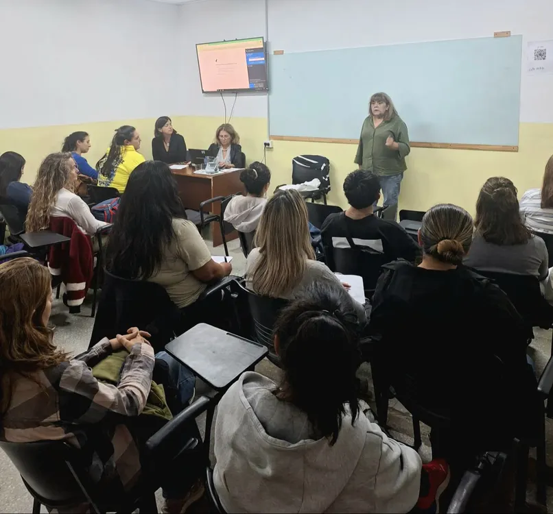 UTN Tecnicatura en Acompañante Terapeútico