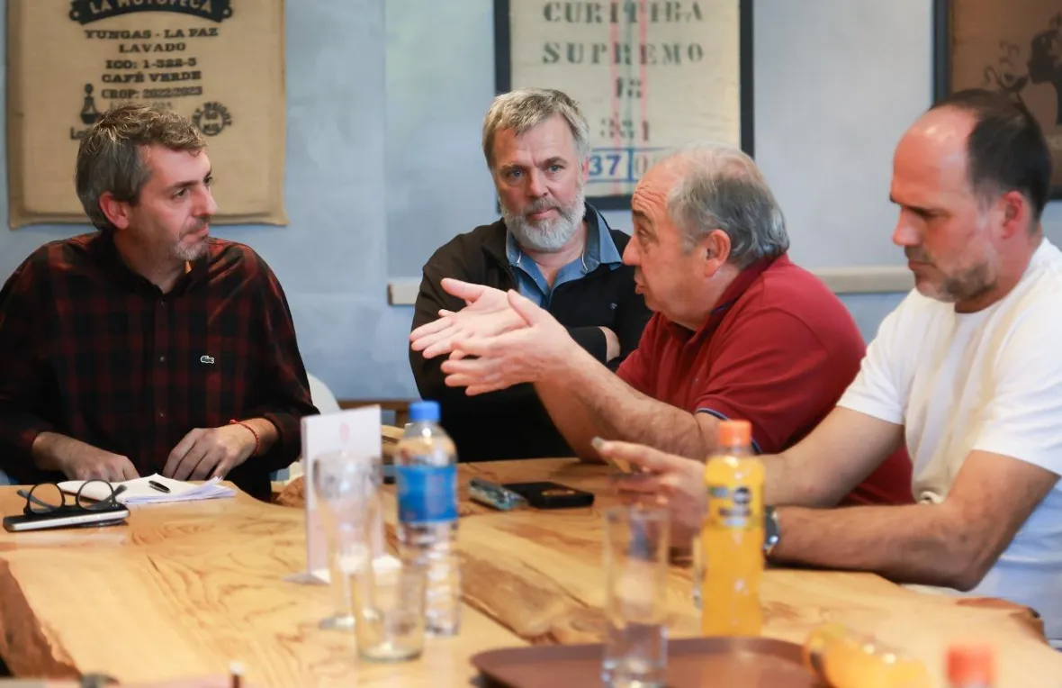 Captura de pantalla 2025-10-29 231628