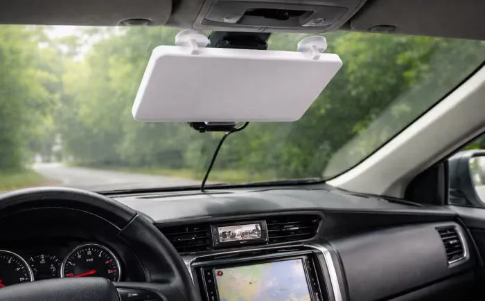 700x435_antenas_starlink_en_vehiculos_llevarlas_en_el_parabrisas_puede_generar_multas_en_rutas_argentinas_2026027