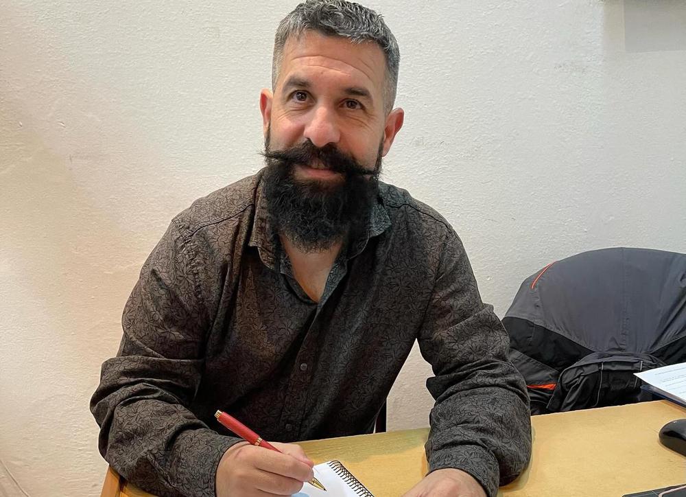 sicilia con bigote 2