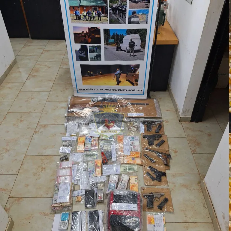 la-policia-no-solo-logro-secuestrar-una-importante-cantidad-armas-fuego-sino-tambien-un-total-7-armas-fuego