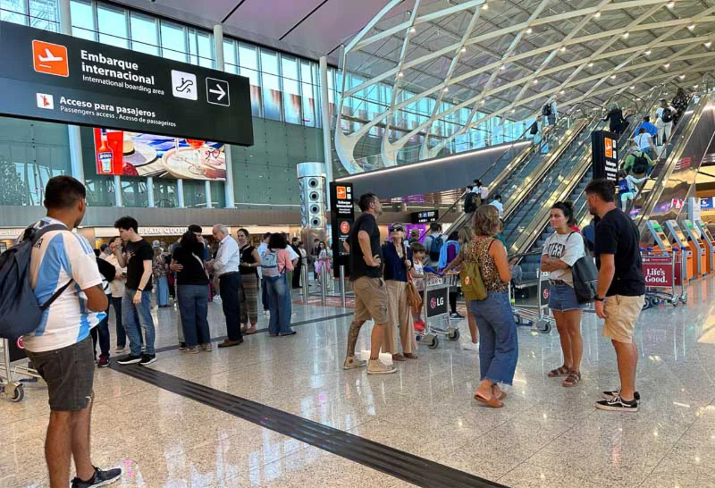 Embarque-Internacional-Aeropuerto-Ezeiza-Buenos-Aires-Argentina